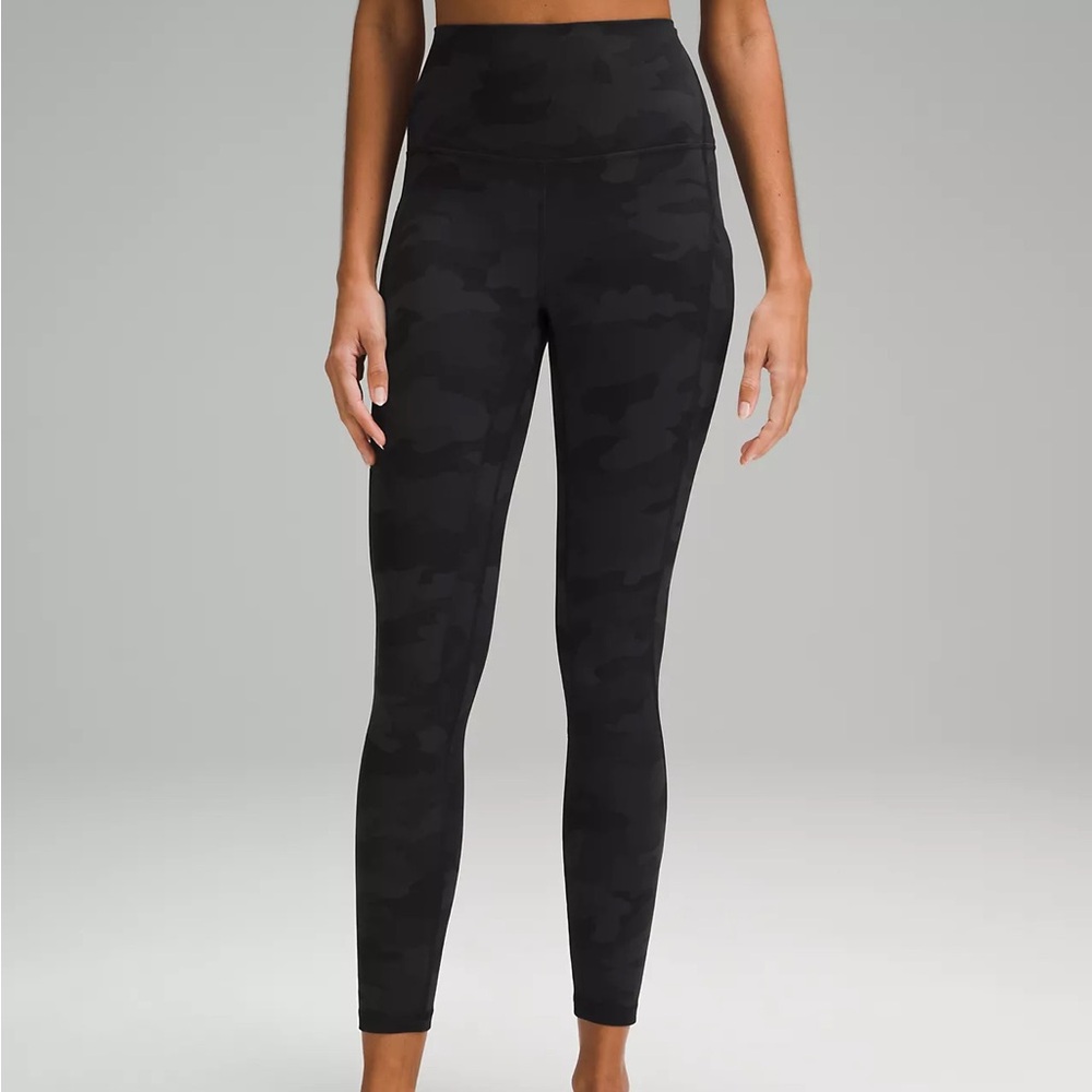Lululemon Fast and Free Tight 25"
